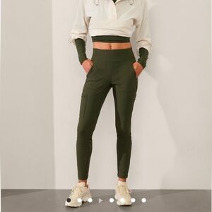 Athleta HEADLANDS HYBRID HIGH RISE CARGO LEGGING